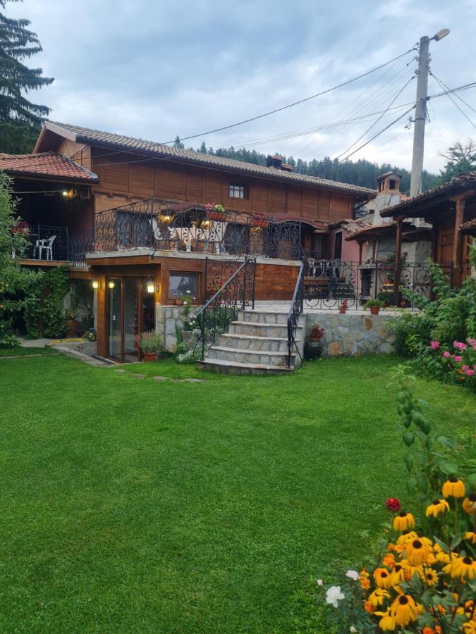 Guest House Zlatniyat Telets Koprivsjtitsa Exteriör bild